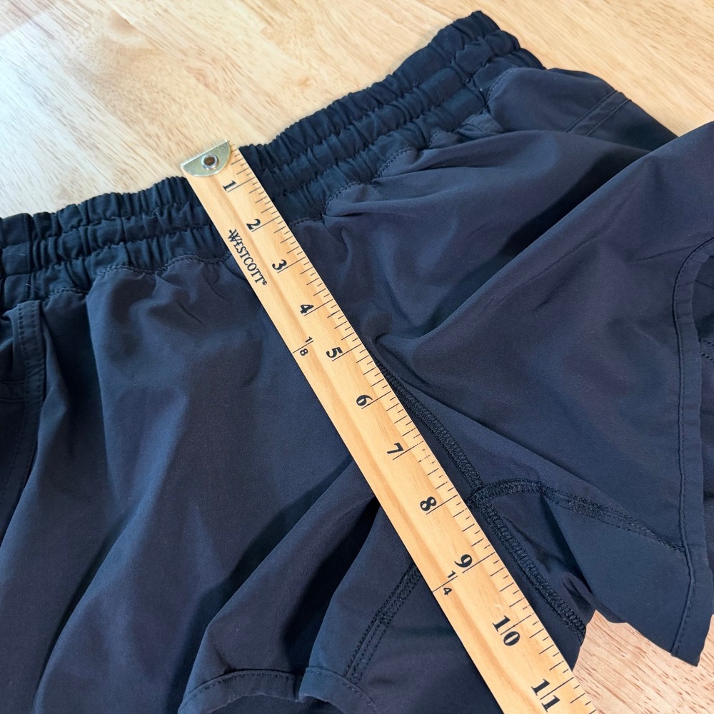 Lululemon Track Attack Short Size 8 Lined Black Running Workout - Picture 8 of 10